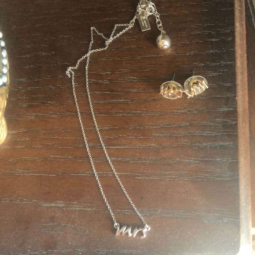 Final price Kate spade Mrs necklace set